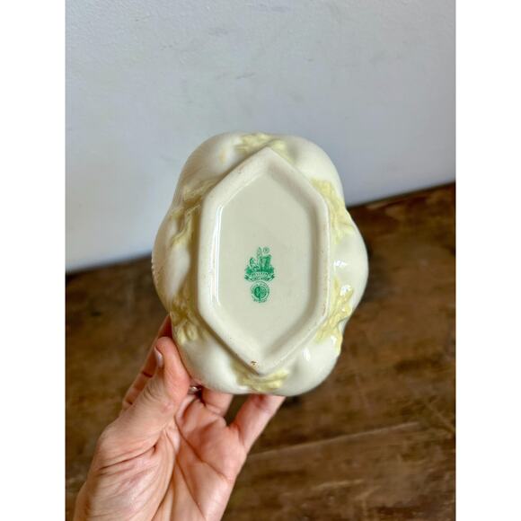 Vintage Belleek Irish Porcelain Cream Shell Salt Bowl, Marked | Vintage Seashell - Picture 5 of 5